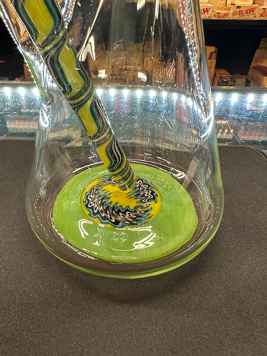 2k Glass Art Green and Yellow Worked Beaker Set